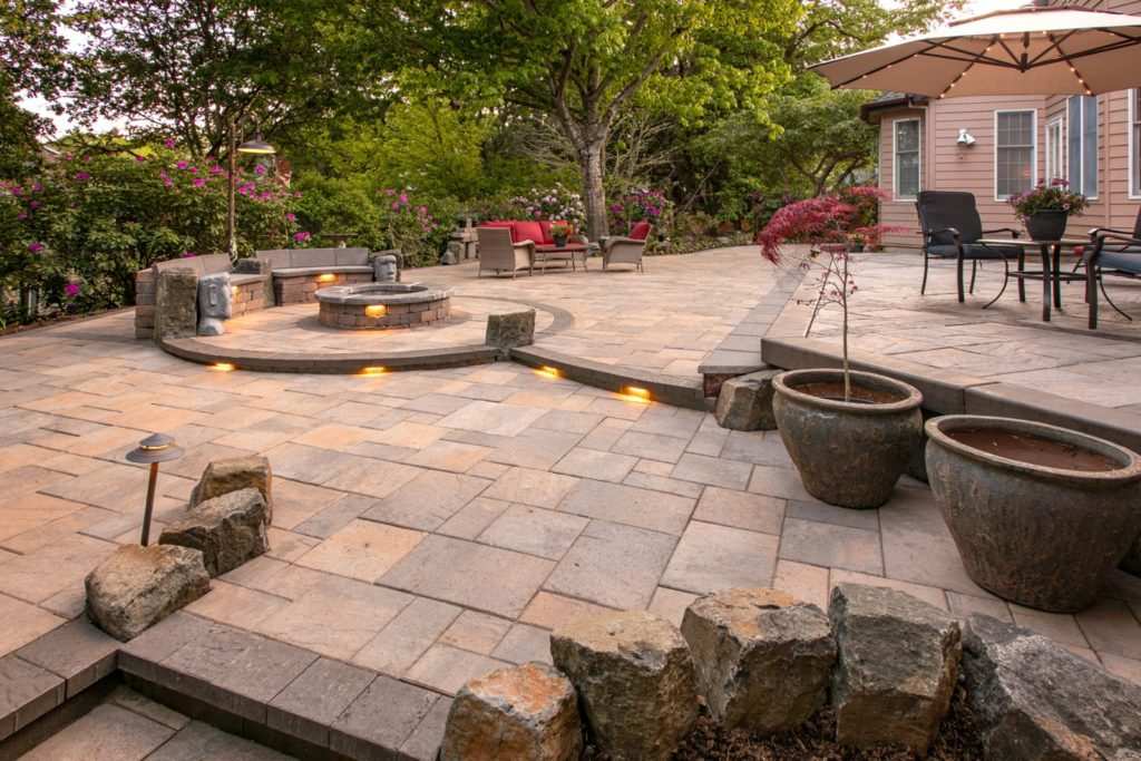 How to maintain a paver patio