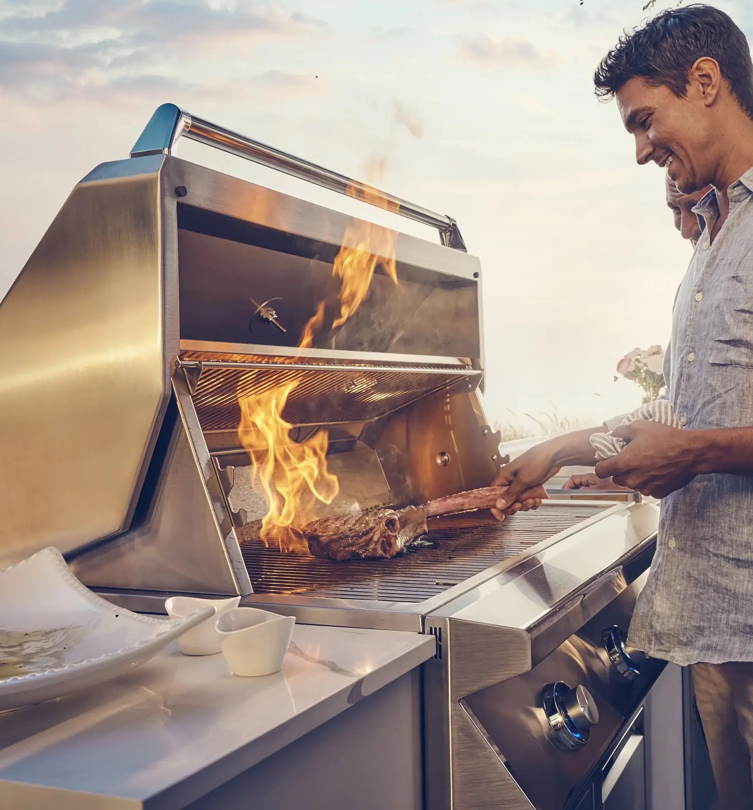 custom outdoor kitchen contractors built in grill