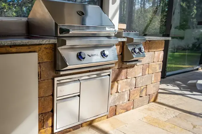 High-performance built-in stainless steel gas grill Mr. Mulch