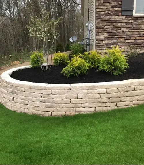 Professional mulch installation and bed edging Columbus Ohio