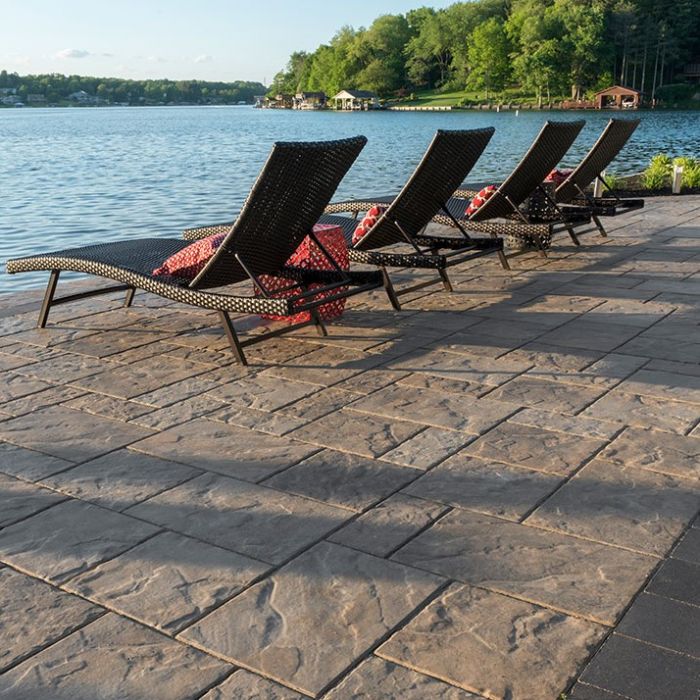 Beacon Hill Flagstone Pavers in Columbus