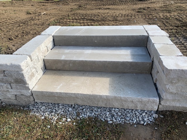 Indiana Limestone Step 4' x 16" x 6"