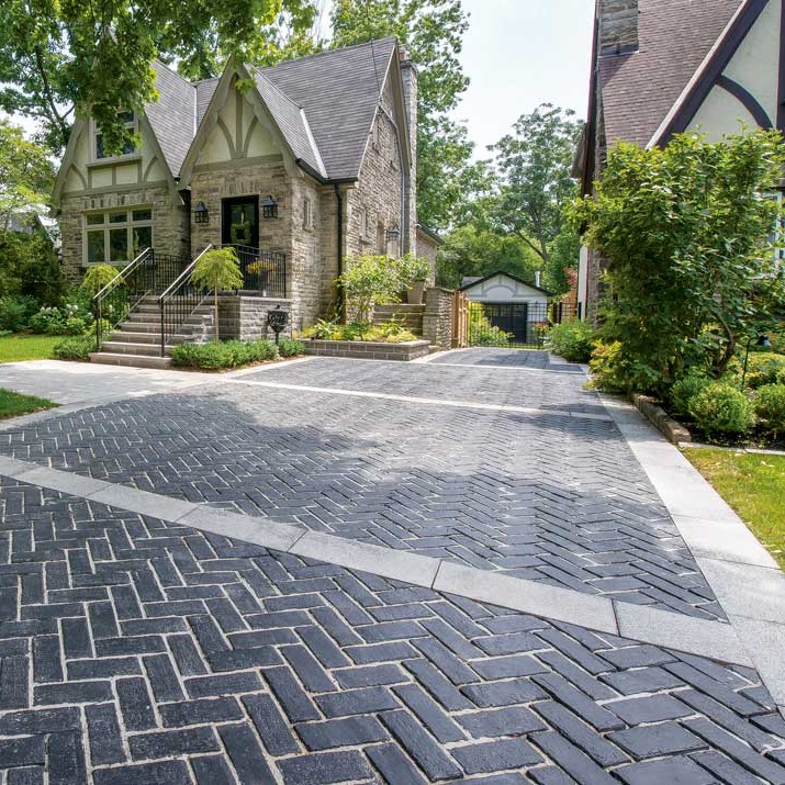 Town Hall (Basalt) Mr Mulch