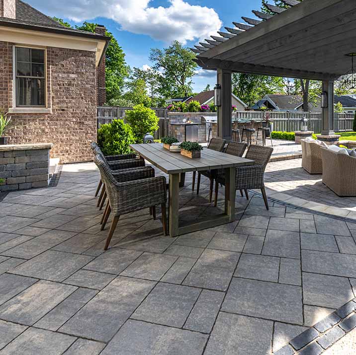 Unilock Bristol Valley Concrete Flagstone Patio Paver