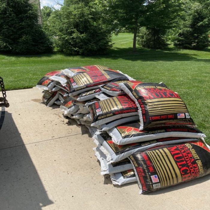 brown mulch bags of mulch