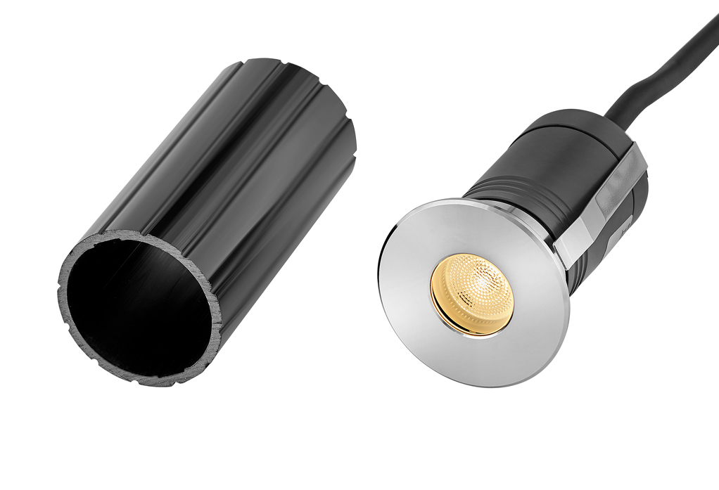 Hinkley Sparta - Dot Large Stainless Steel LED Round Button Light (15075SS)
